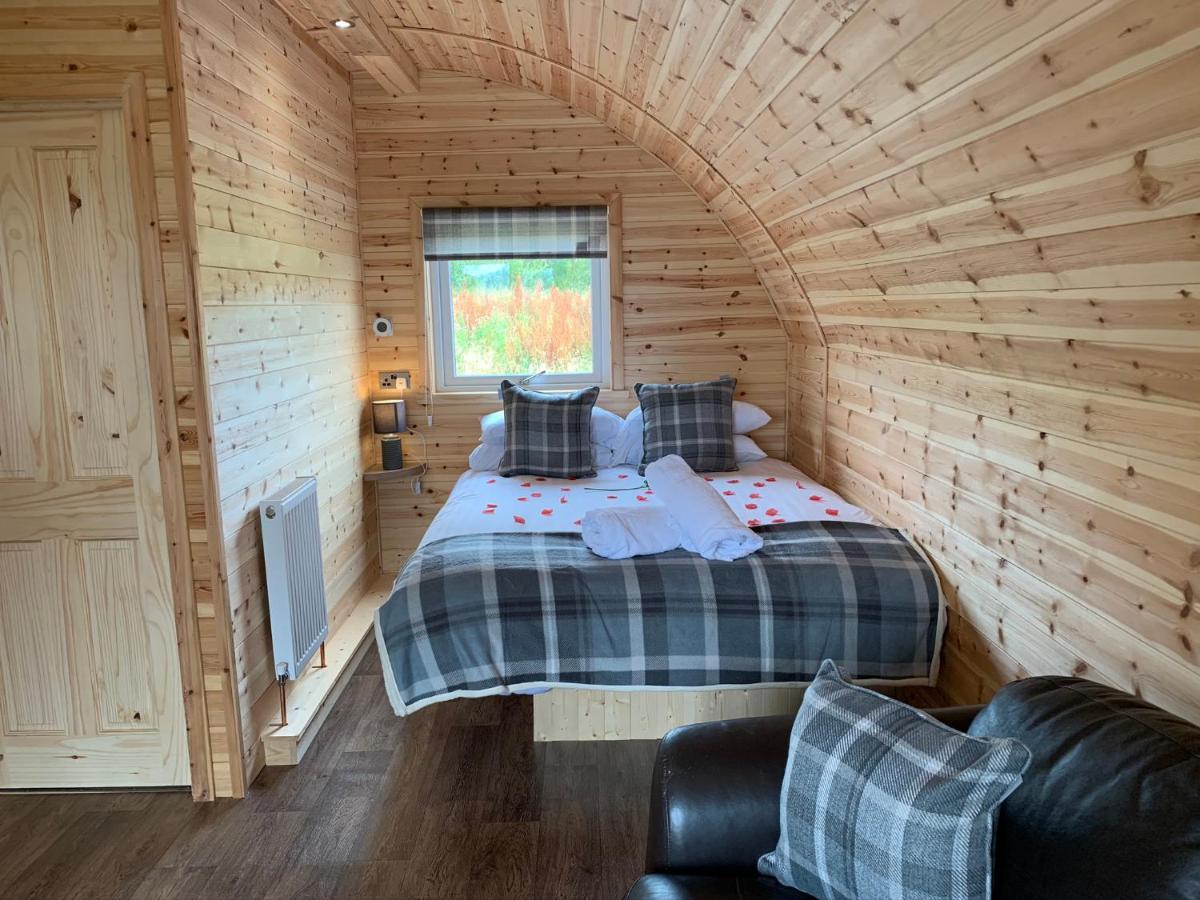 Kelty Pond View Pod 3 With Private Hot Tub -Fife - Loch Leven - Lomond Hills 빌라 외부 사진